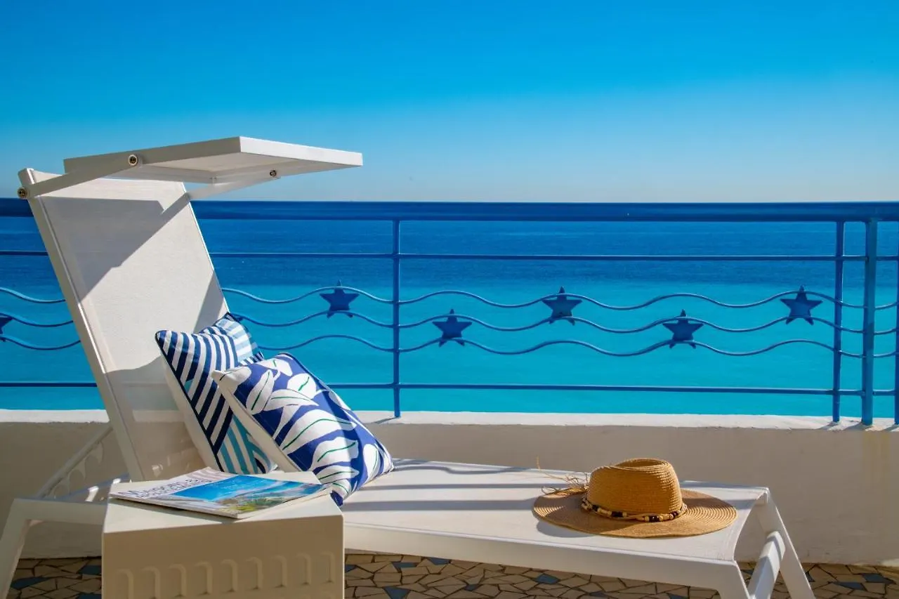 Novotel Nice Arenas Aeroport 4*,  France