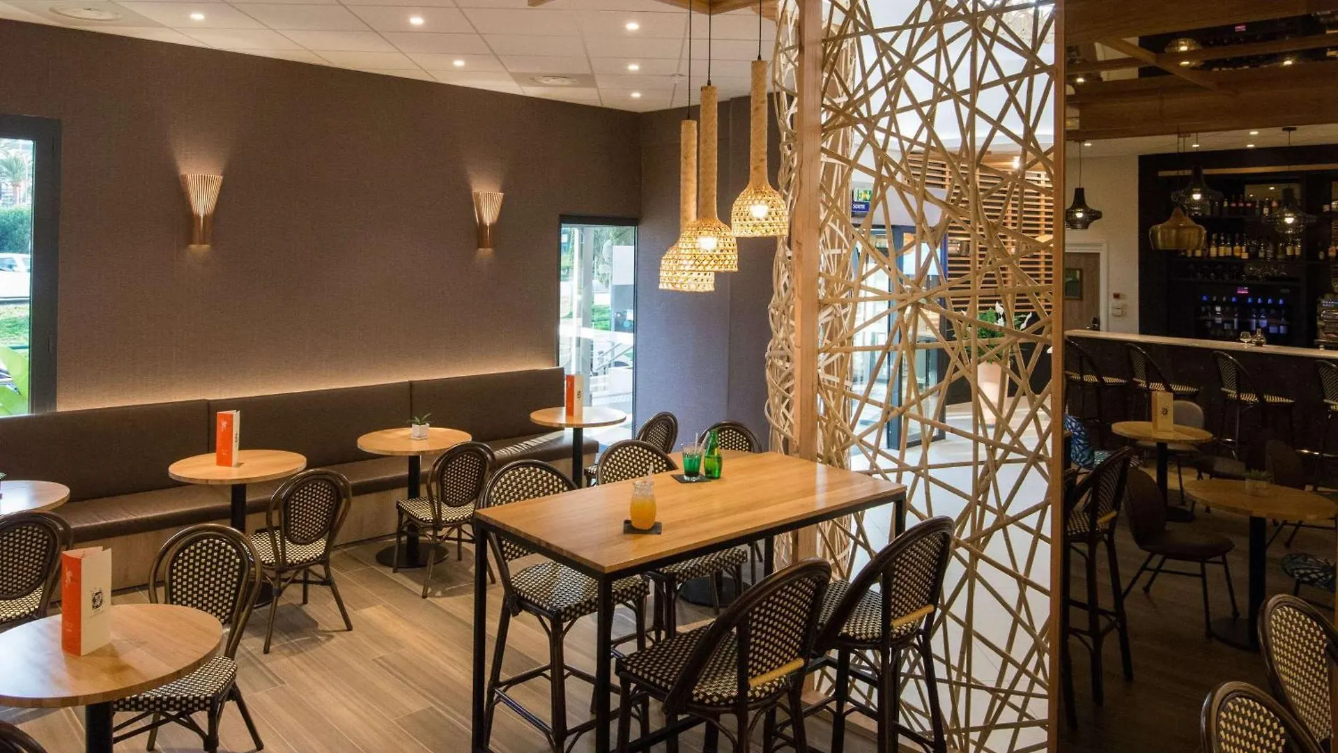 Novotel Nice Arenas Aeroport 4*,  France